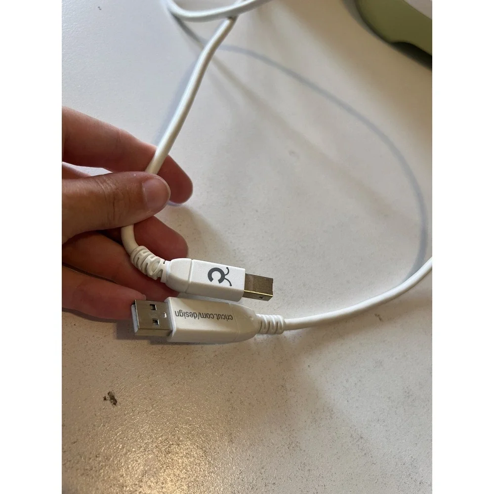 CRICUT EXPLORE One CXPL001 Die Cutting Machine with Connector Power Cord +Misc